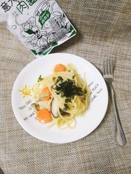 奶油培根肉酱意面