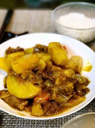 咖喱土豆牛腩