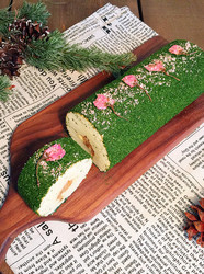 樱花海苔肉松蛋糕卷