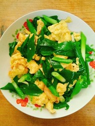 小葱炒鸡蛋