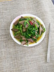 猪肝炒韭菜
