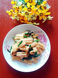 韭菜炒腐竹