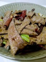 泡蒜炒猪肝