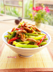 蒜苔牛肉丝