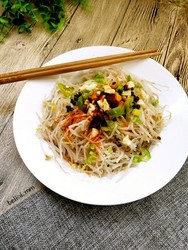 炝拌豆芽菜