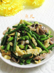 鸡蛋蒜薹炒八爪鱼
