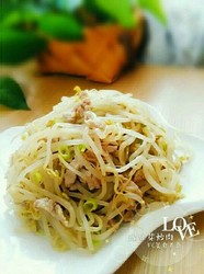 绿豆芽炒肉