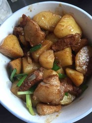 土豆回锅肉