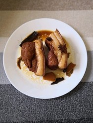 卤味猪肉