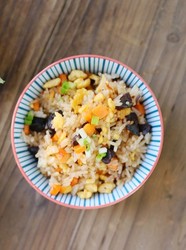 香菇酱炒饭