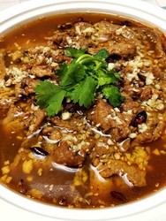 不太麻不太辣之水煮牛肉
