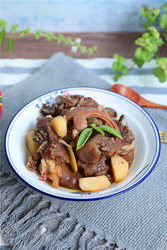 当归马蹄炖羊肉