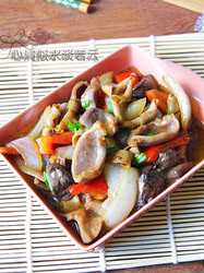 孜然洋葱炒鸡杂