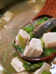 鳝鱼骨豆腐汤
