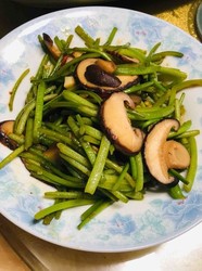 蒜蓉红薯梗