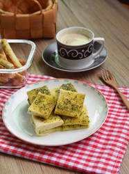微波蒜香土司