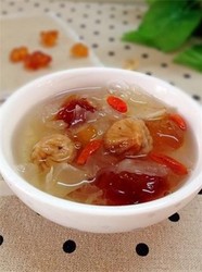 桃胶银耳无花果羹