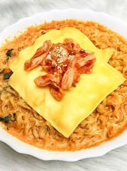 牛奶辛拉面