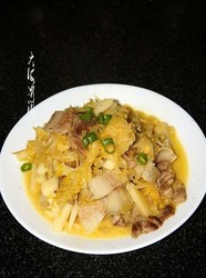 酸菜猪肉炖土豆