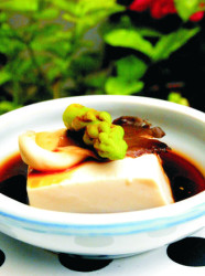 凉拌菌菇豆腐