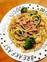 奶油鸡肉培根意面
