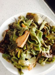 猪肉炒干莴笋片