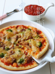 核桃烤鸡披萨
