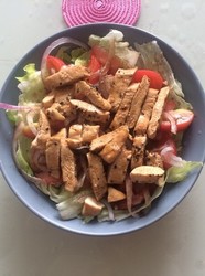 黑胡椒烤鸡肉沙拉