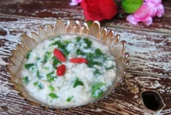 野苋菜大米燕麦粥