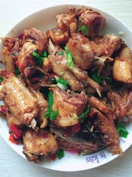 红烧鸡块