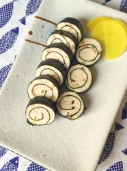 海苔鸡肉卷
