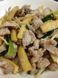 香干肉片炒平菇