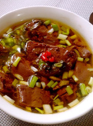 麻油猪血汤