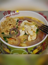 蕃茄洋葱鸡蛋面