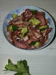 黄瓜拌猪头肉