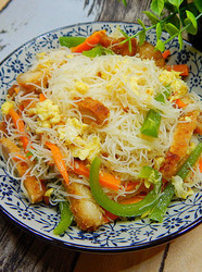 青椒鸡排炒米线