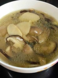 鲜香蘑菇汤