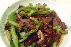 猪肺炒辣椒