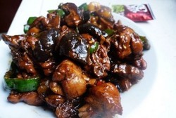 香菇鸡腿