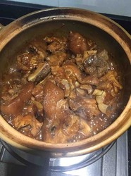 焖猪蹄