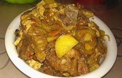 炖猪大骨