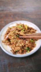 这道孜然羊肉，当下酒小菜非常棒
