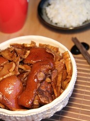 冬笋焖猪蹄