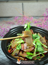 腊肉烧蘑芋
