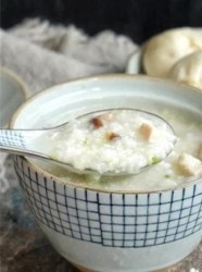 香菇薏米滑鸡粥