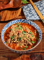 红油金针菇肥牛片