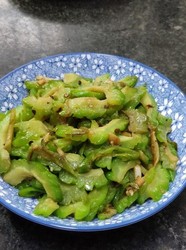 素炒苦瓜