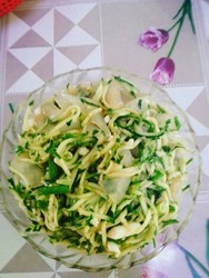 麻酱黄瓜丝