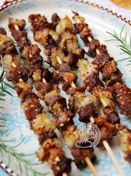 让人垂涎三尺的烤羊肉串