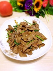 猪肝炒香菜